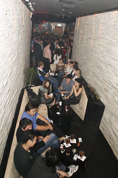 Solas Opening New Lounge Bar in Hong Kong Wyndham Street Below Dragon-I coolio…