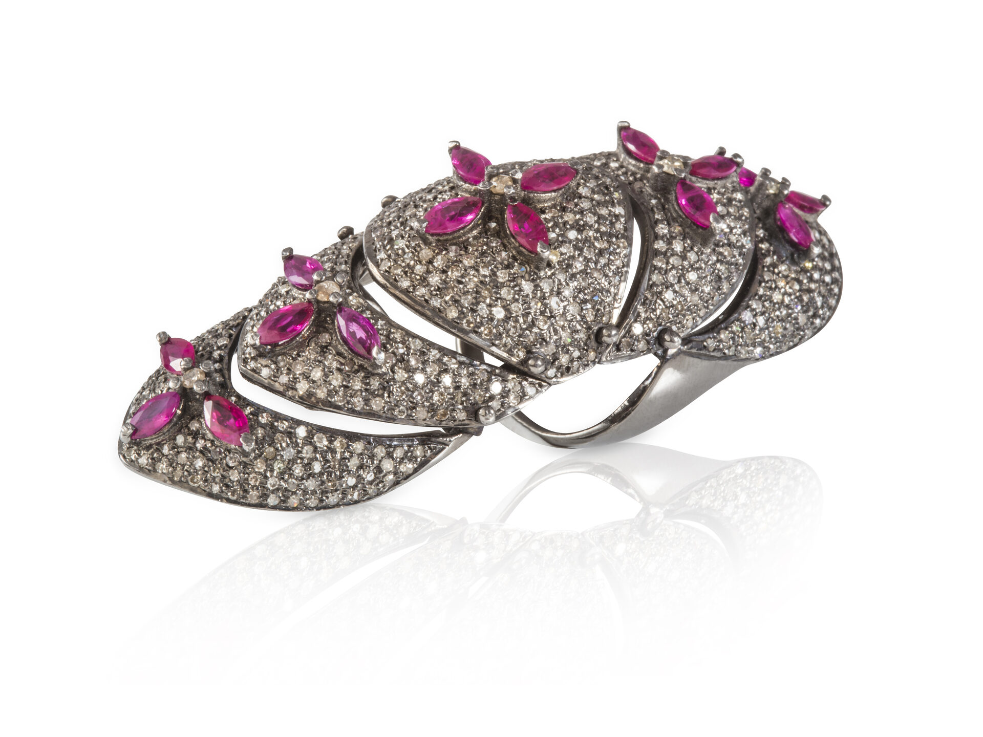 Jewellery photography — Beachhead Studios, Hong Kong commercial photographer (17 of 25)